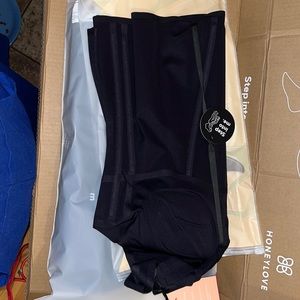 HoneyLove Boldness Tank, black 1x